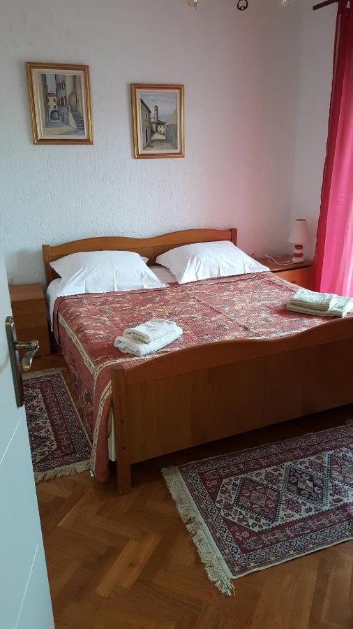 Appartement Haus Silvia à Rovinj Extérieur photo