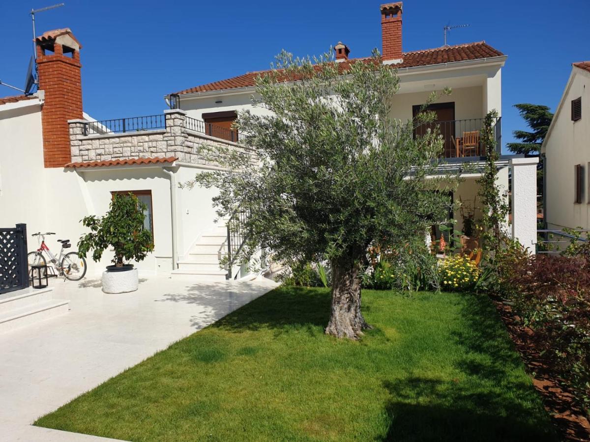Appartement Haus Silvia à Rovinj Extérieur photo