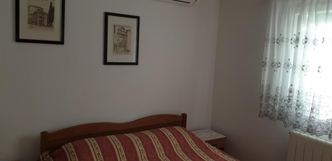 Appartement Haus Silvia à Rovinj Extérieur photo
